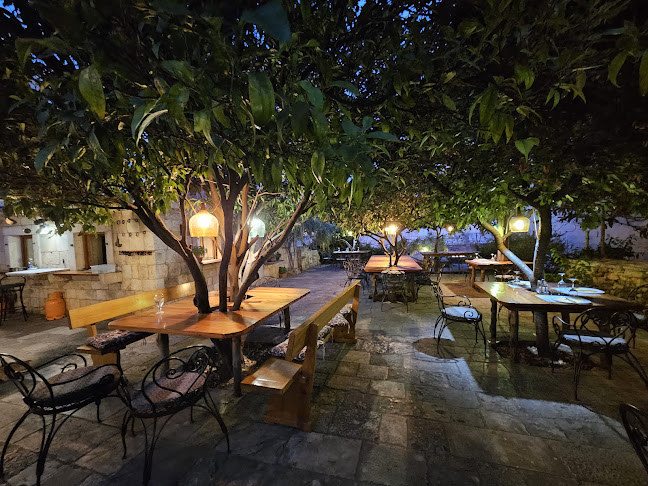 Villa Rustica Vis - Gastronomija i ugostiteljstvo