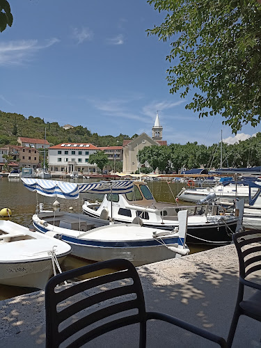 Petra Živkovića 2, 22215, Zaton