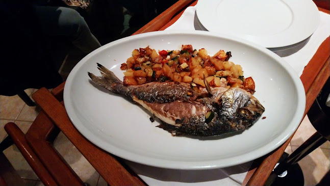 Opinii despre Restaurant Toni în Zambratija - Gastronomija i ugostiteljstvo