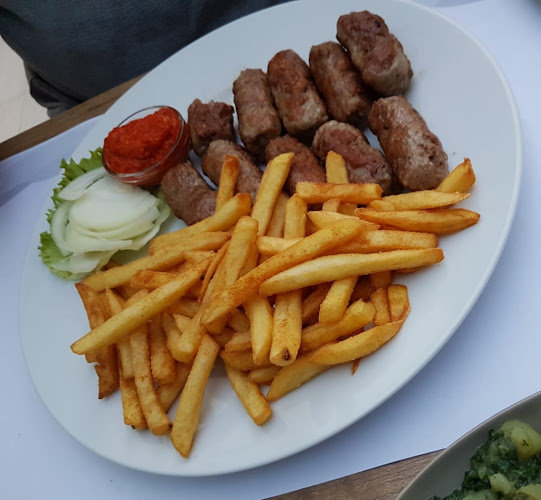 Ul. Istarska 27, 52465, Tar