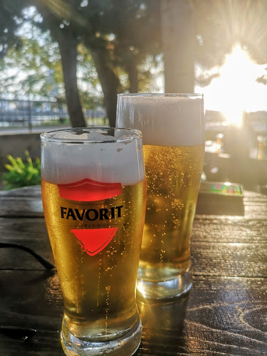 Taverna Marea Restaurant & Summer Grill