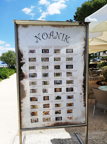 Fast food NOANIK