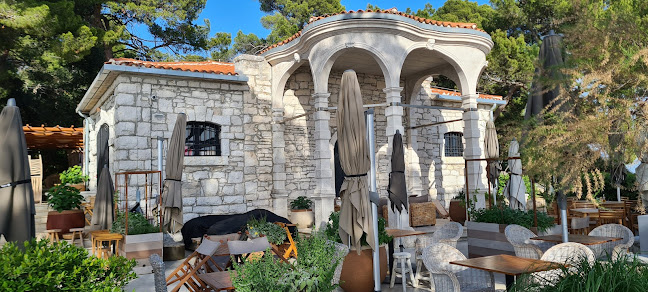 Beach Bar - Gastronomija i ugostiteljstvo