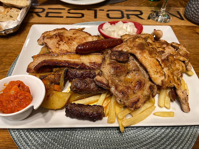 Opinii despre Restoran Jelen în Slavonski Brod - Gastronomija i ugostiteljstvo