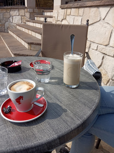 Opinii despre Caffe bar "Actors studio" în Pula - Gastronomija i ugostiteljstvo