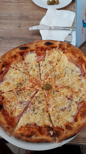 Šetalište Vladimira Nazora 16, 51260, Crikvenica