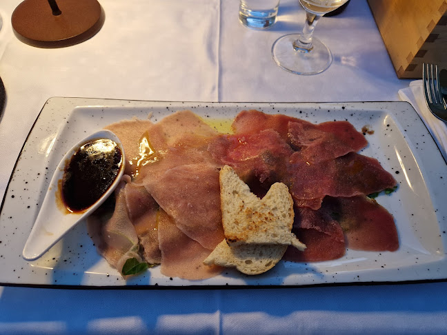 Bistro Yacht club - Gastronomija i ugostiteljstvo