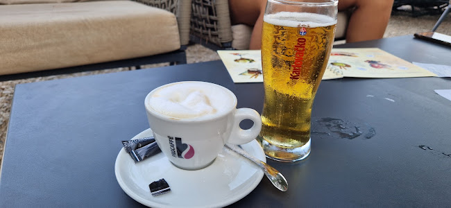 Plaža Zlatni Rat bb, Put Zlatnog Rata, 21420, Bol