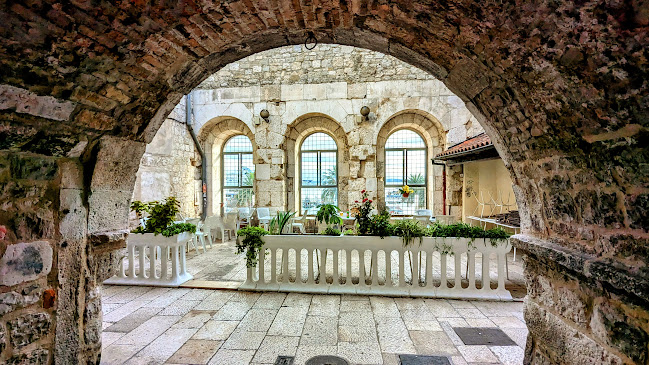 Dosud ulica 9, 21000, Split