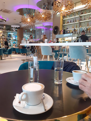 Plaza Bar - Gastronomija i ugostiteljstvo