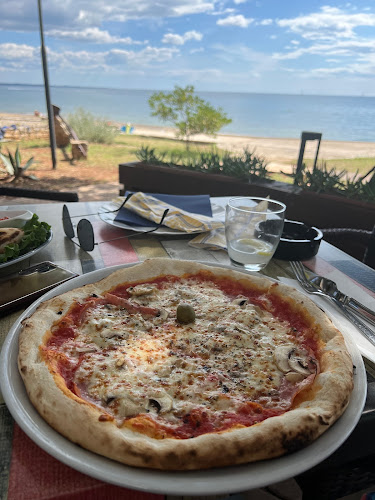 Shark restaurant and bar - Novigrad