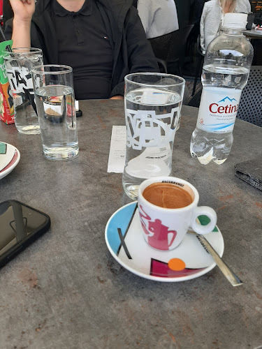 Caffe Bar Tinel - Gastronomija i ugostiteljstvo