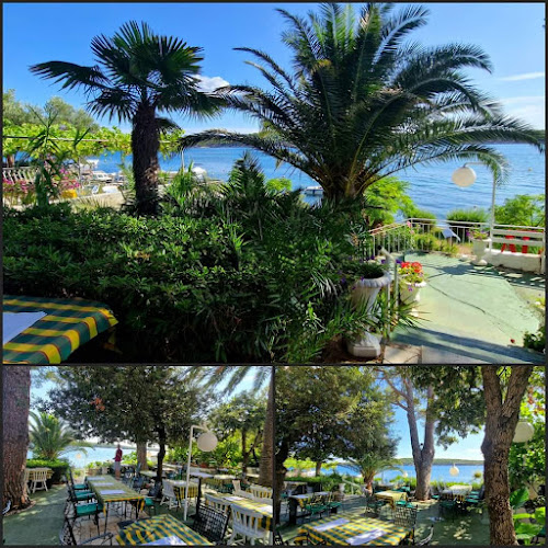 Elizabeta - Gastronomija i ugostiteljstvo