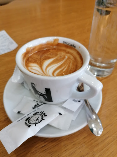 Opinii despre Caffe Bar Happy Time în Zabok - Gastronomija i ugostiteljstvo