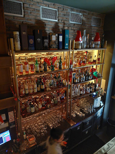 Jellyfish In Space - Gastronomija i ugostiteljstvo