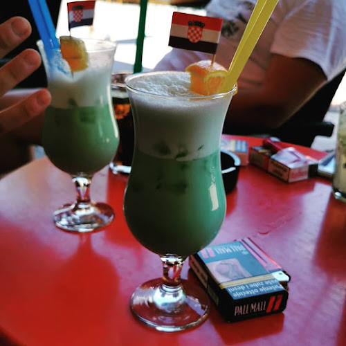 Opinii despre Chabo bar în Makarska - Gastronomija i ugostiteljstvo