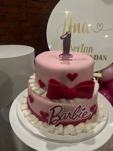 Mala kuća kolača - Gastronomija i ugostiteljstvo