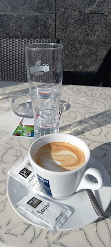 Cafe bar Positivo - Gastronomija i ugostiteljstvo