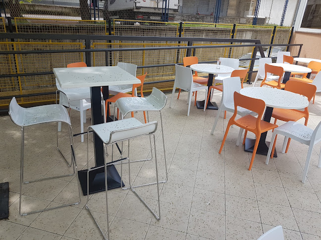 Opinii despre Caffe bar Lotus în Rijeka - Gastronomija i ugostiteljstvo