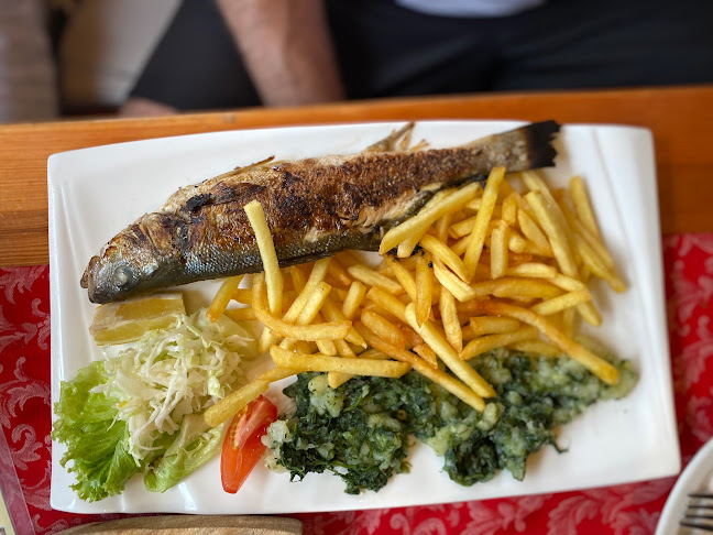 Comentarii opinii despre Restoran Laguna Makarska