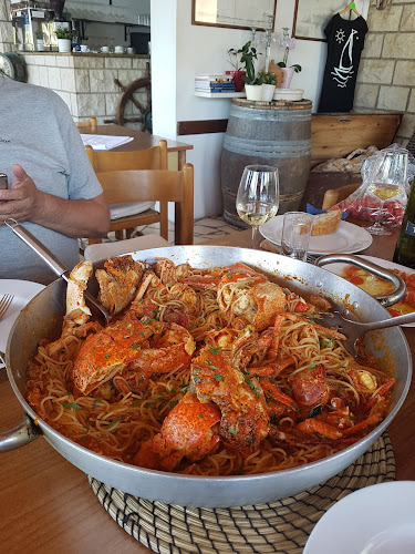 Triton Restaurant - Gastronomija i ugostiteljstvo