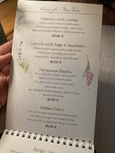 Capo Fronte - Gastronomija i ugostiteljstvo