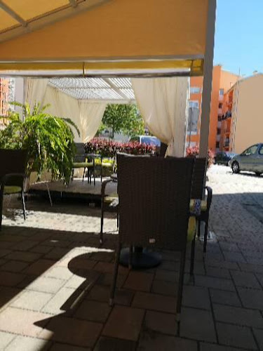 Comentarii opinii despre Mali caffe,Taxi