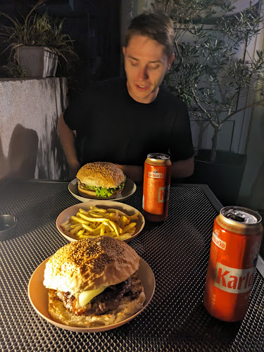 Miće Marchija 12, 21450, Hvar