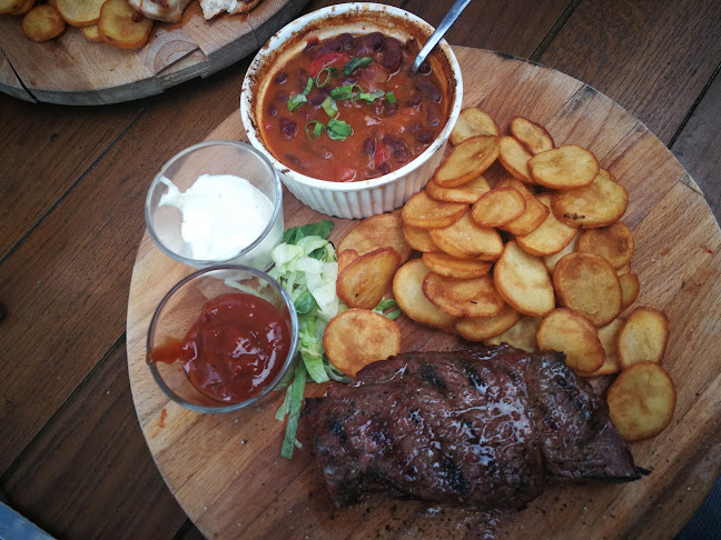 Restoran Stari Hrast - Gastronomija i ugostiteljstvo