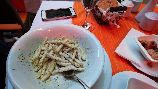 Opinii despre Rozario în Dubrovnik - Gastronomija i ugostiteljstvo