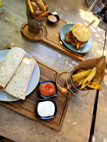 Ul. Ante Dukića 1, 52100, Pula