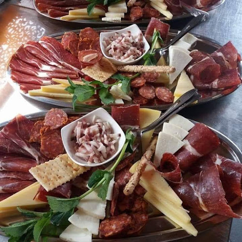 Seosko domacinstvo izletiste Buljan - Gastronomija i ugostiteljstvo