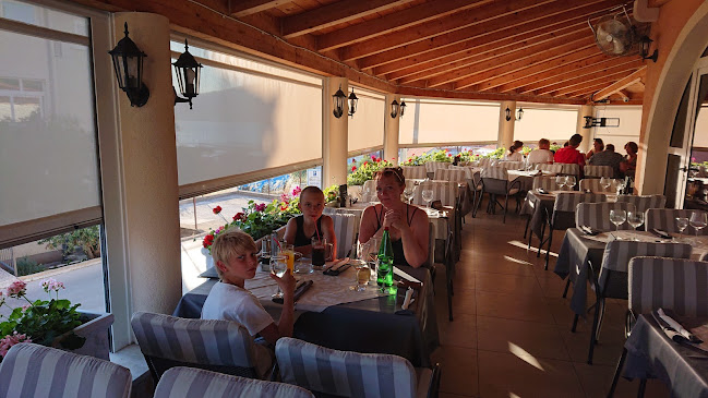 Opinii despre Restaurant Mali Raj în Okrug Gornji - Gastronomija i ugostiteljstvo