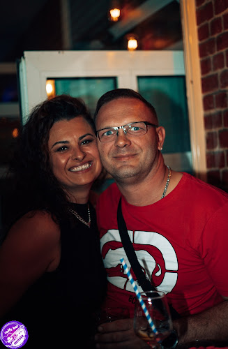 Comentarii opinii despre Cafe bar Music Cafe