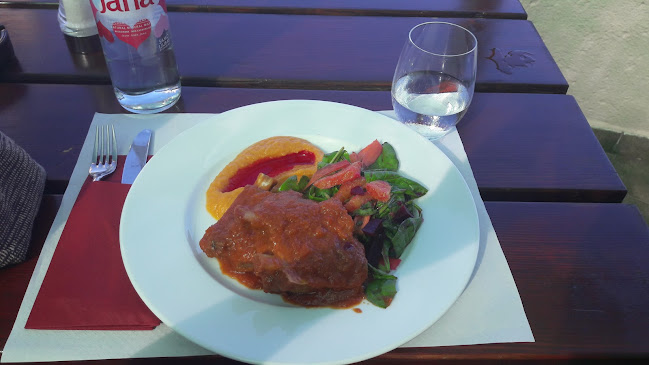 Restaurant Konoba Nada, Vrbnik - Gastronomija i ugostiteljstvo