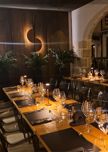 Gulož - Gastronomija i ugostiteljstvo