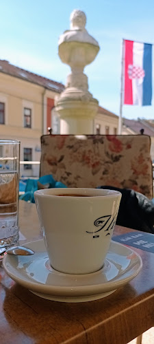 Trg Ljudevita Gaja 3, 49000, Krapina