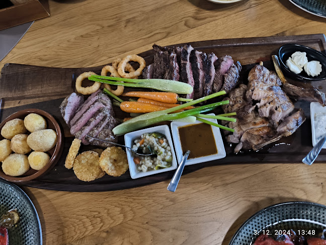 Restoran Crna svinja - Gastronomija i ugostiteljstvo