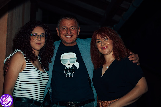 Cafe bar Music Cafe - Gastronomija i ugostiteljstvo