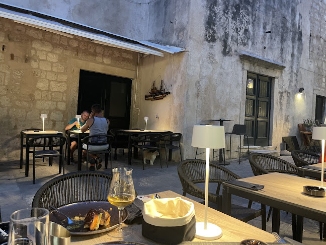 ARKA Dubrovnik (OLD TOWN) - Gastronomija i ugostiteljstvo