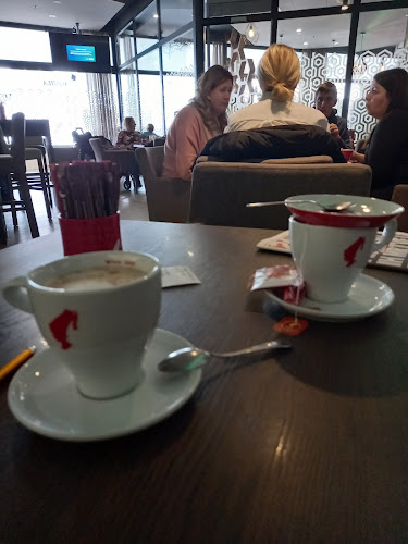 Aquila Bar - Gastronomija i ugostiteljstvo