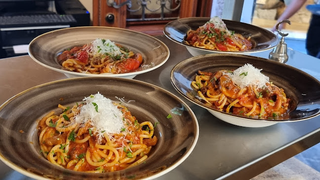 Ul. Antuna Mahnića 17, 51500, Krk