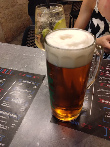 Comentarii opinii despre Burger House Republic