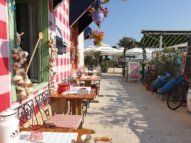 Obala Kralja P. Krešimira IV12, 23210, Biograd na Moru