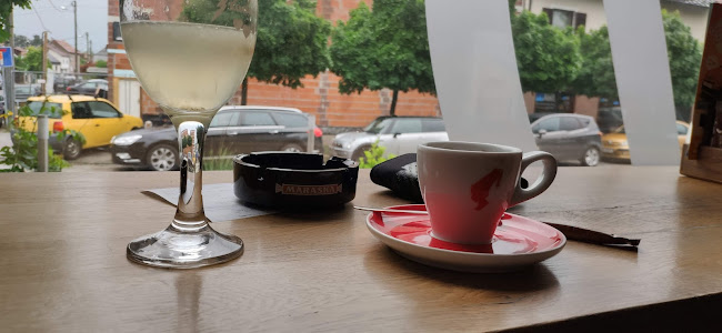 Opinii despre Caffe bar D în Zagreb - Gastronomija i ugostiteljstvo