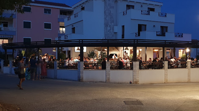 Konoba Okruk (Bistro Renata)