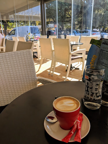 Caffe Bar "Nozi" 7 - Gastronomija i ugostiteljstvo