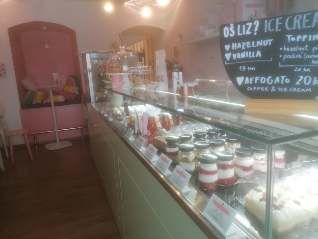 Comentarii opinii despre Oš Kolač - Artisan Cakes and Pastries