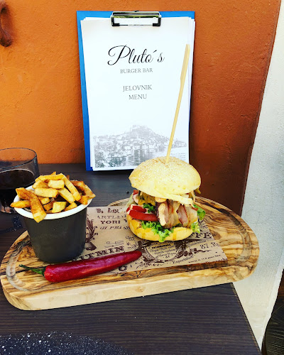 Comentarii opinii despre Pluto’s Burger Bar