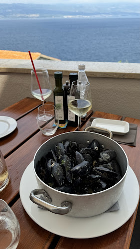 Opinii despre Restaurant Konoba Nada, Vrbnik în Vrbnik - Gastronomija i ugostiteljstvo